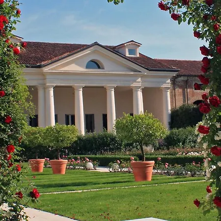 Casa Barbieri Country House منزل ريفي *