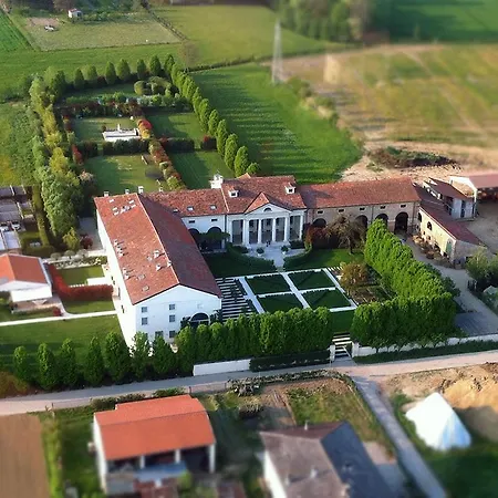 منزل ريفي Casa Barbieri Country House